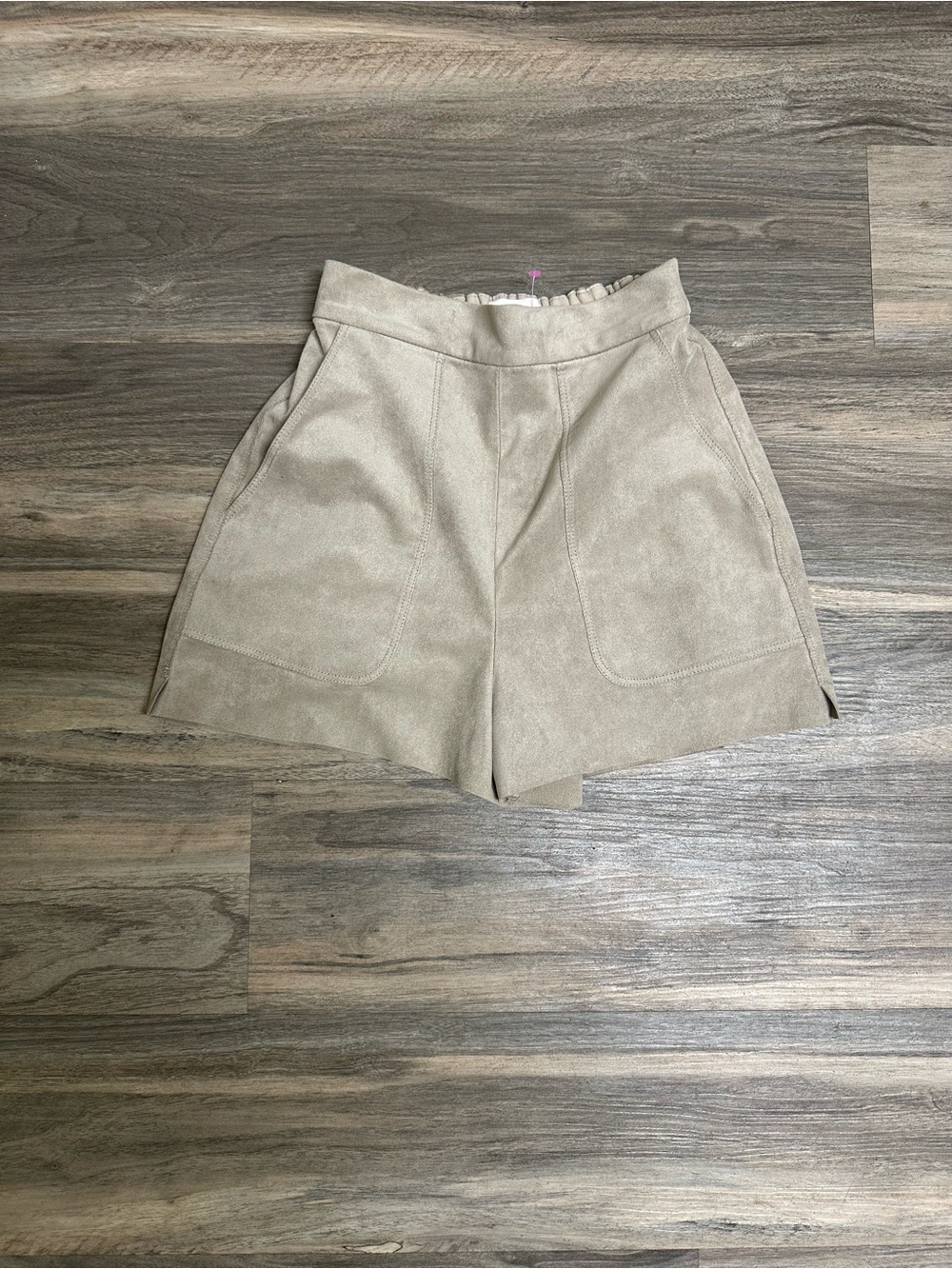 Aritzia Wilfred Suede Like Shorts